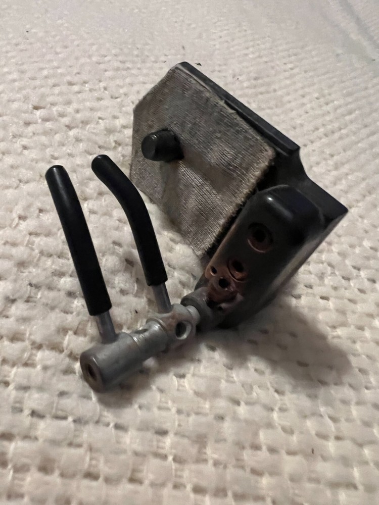 Dual Prong Flipper Rest Angle Mount