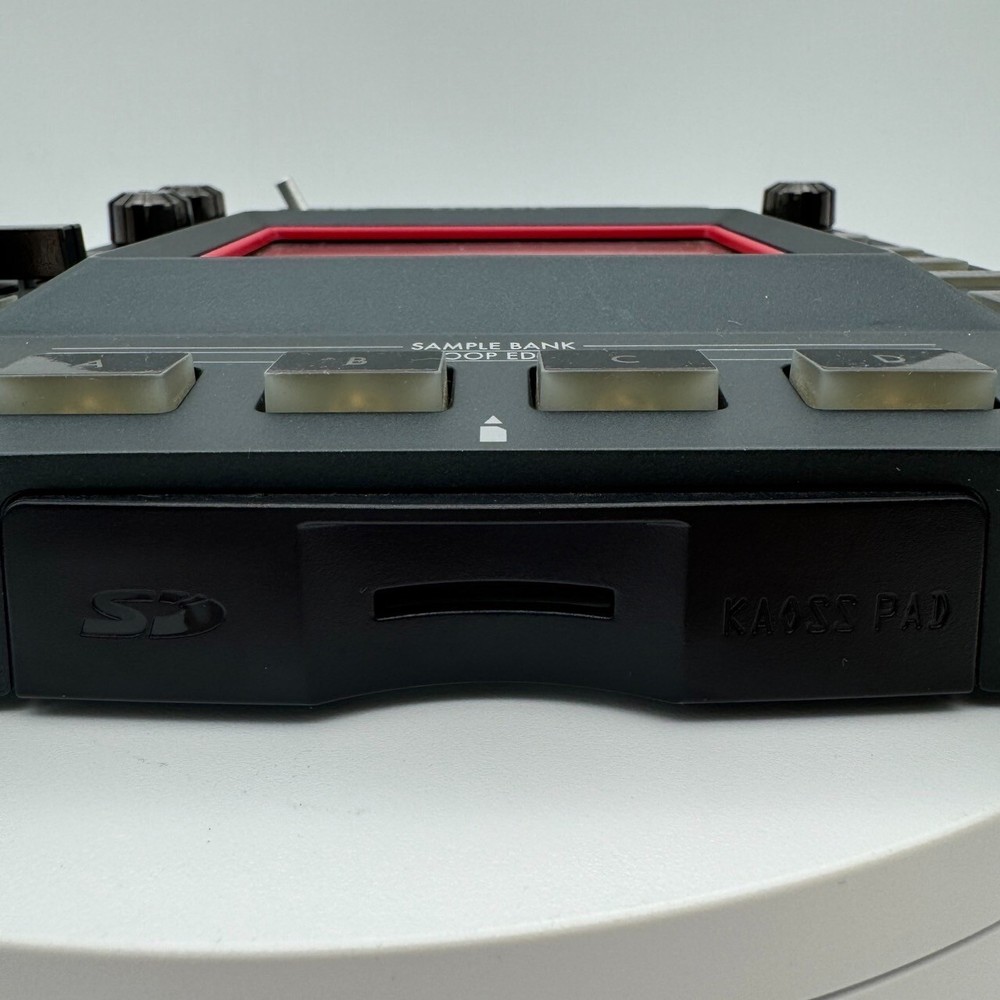 KORG KAOSS PAD KP3 KP-3 Dynamic Effect Sampler Sequencer w/Accessories Working