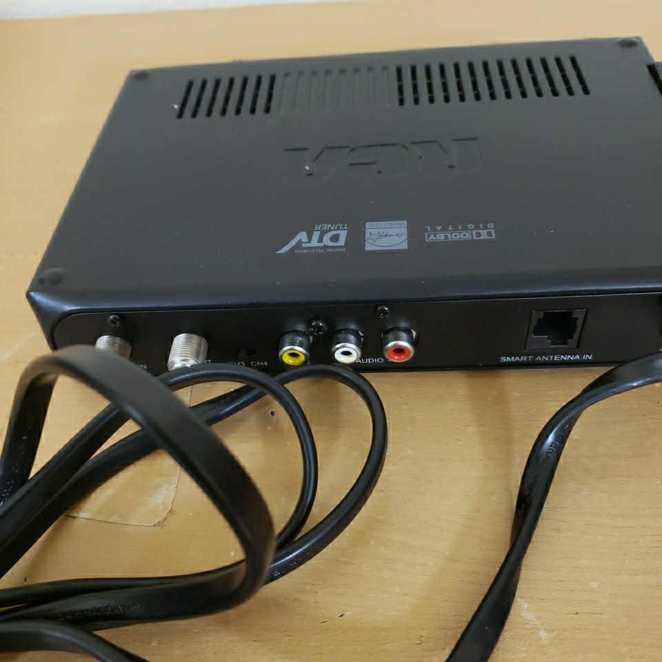 RCA DTA809 ATSC Converter Box