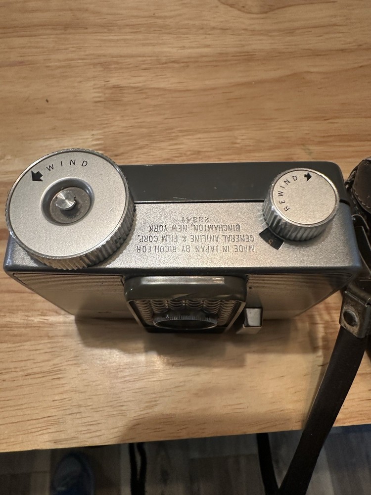 Ansco Memo II Automatic GAF 35 mm With Case