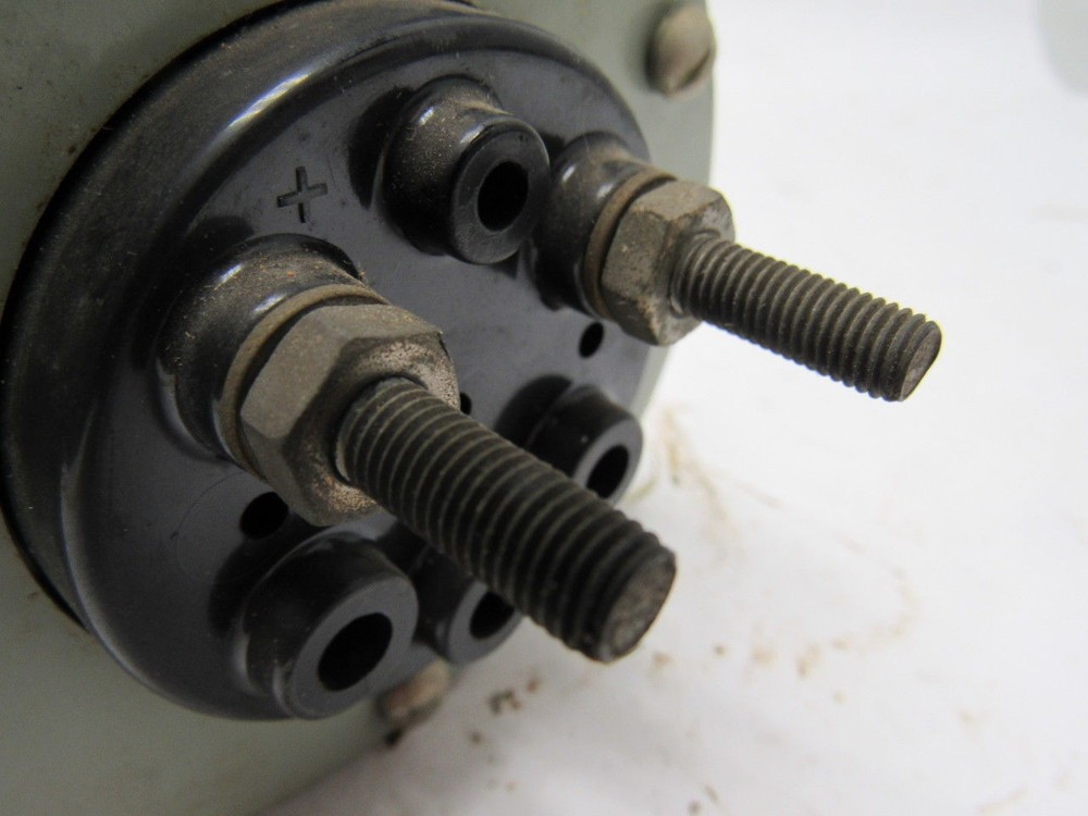 EIL Instruments G.E. Type DB-40 Panel Mount Meter 0-750FPM