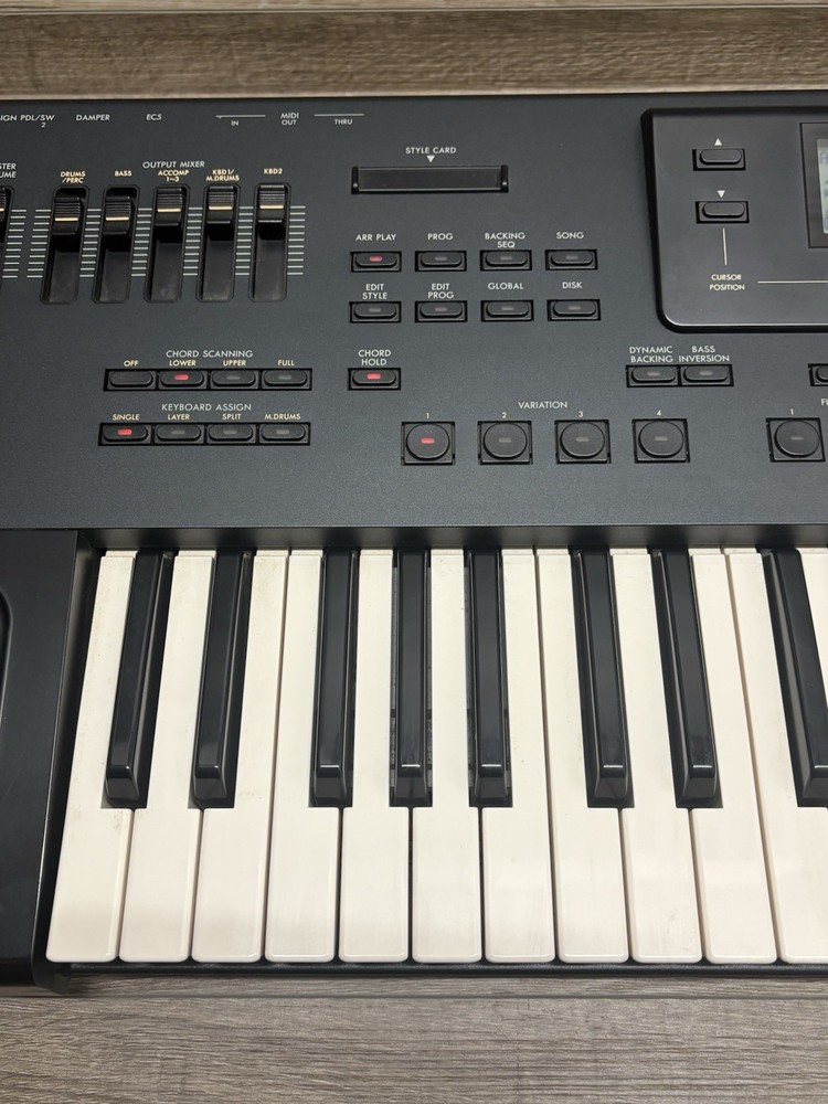 Korg i3 Synthesizer Music Keyboard Workstation