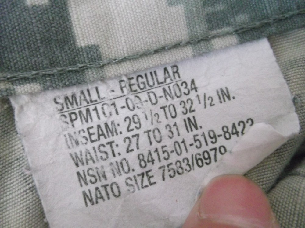 US ARMY ACU PANTS SIZE SMALL - REGULAR