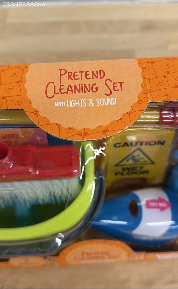 Toymazing Pretend Cleaning Set.