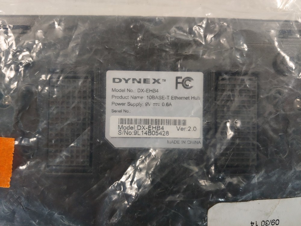Dynex DX-EHB4 10 Base-T Ethernet Hub