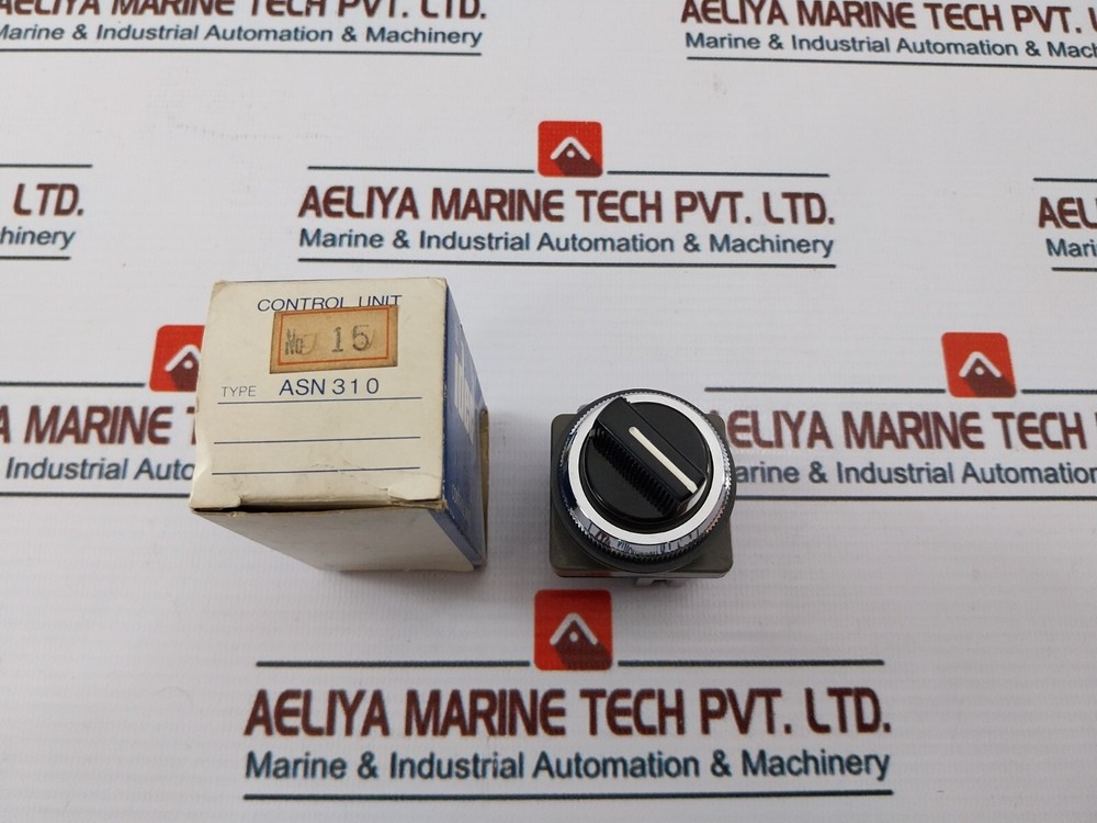 IDEC IZUMI ASN 310 Control Unit Selector Switch