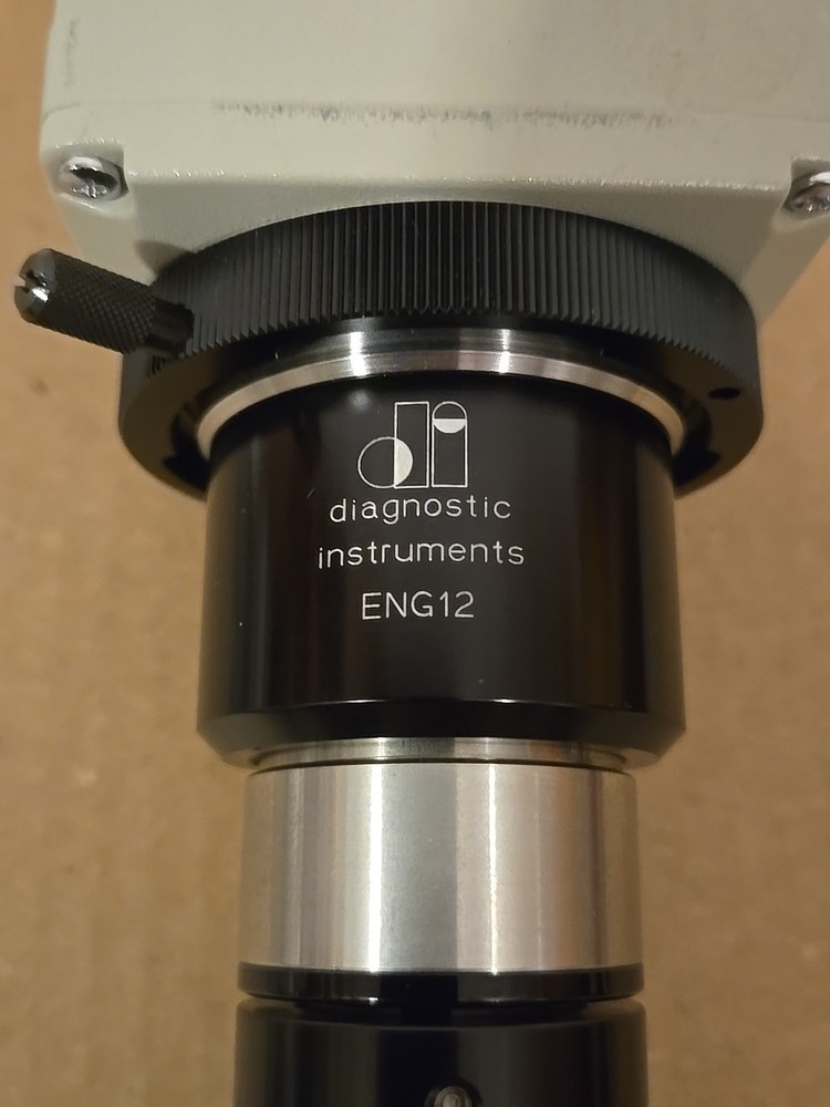 Sony 3CCD-IRIS DXC-930P Microscope Video Camera w/ENG12 Coupler, Lens