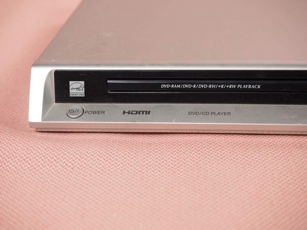 Panasonic DVD/CD player Dolby digital HDMI DVD-S52 Tested Working