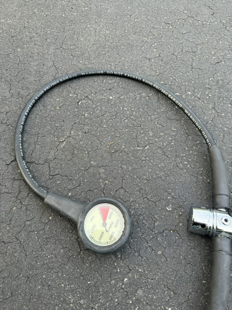 Scubapro Regulator 3000PSI G200 Mint Condition Pre-owned