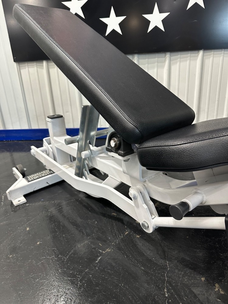 Hammer Strength | HD Elite Multi-Adjustable 0-90 Degree Bench