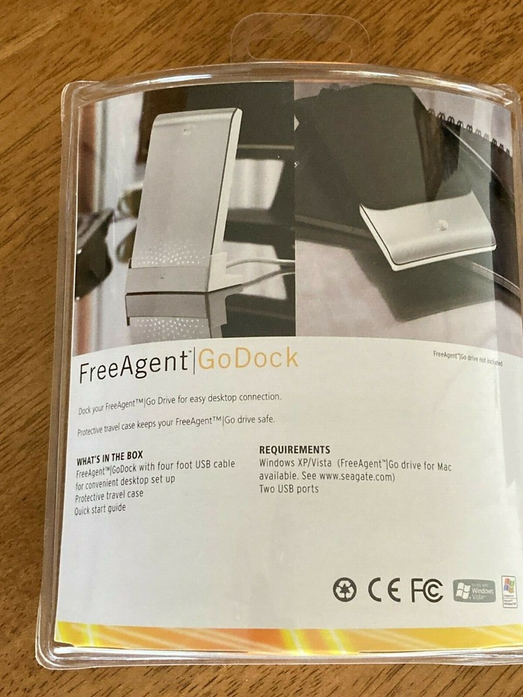 Free Agent Go Dock by Seagate Technology NEW