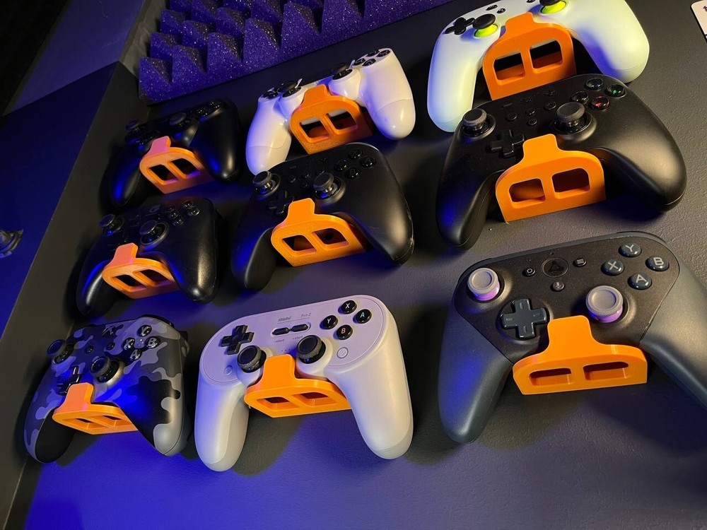 Universal Video Game Controller Holder Wall Mount Display