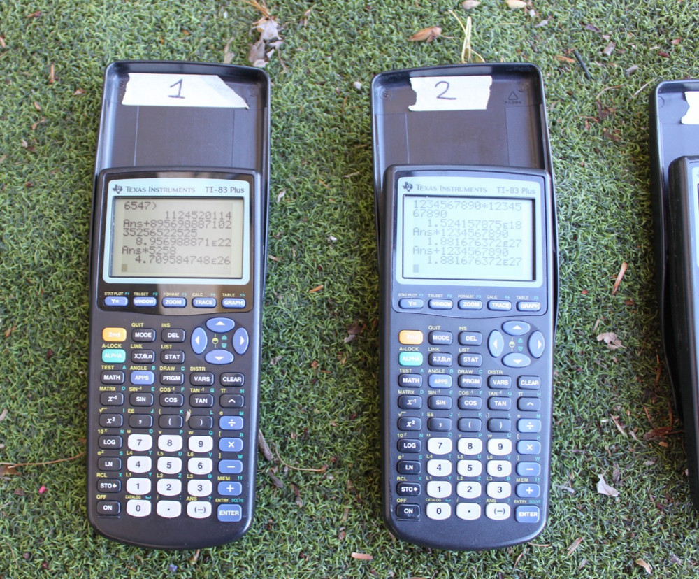 Texas Instruments TI-83 Plus Graphing Calculator, TESTED