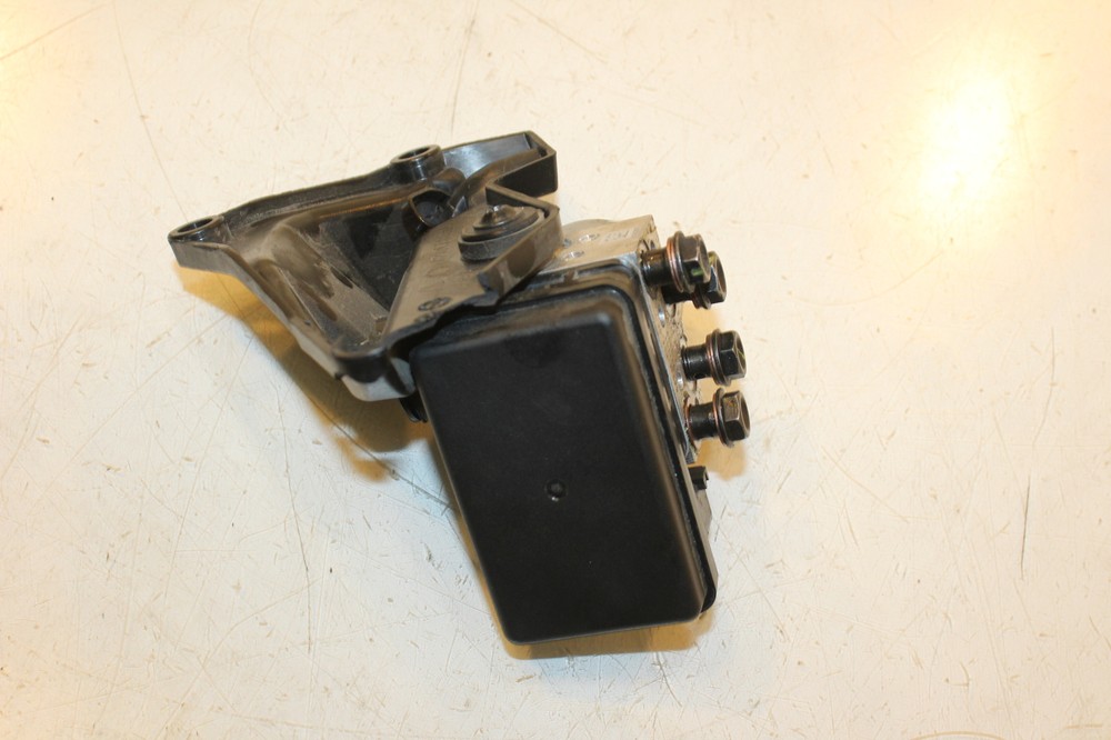 2023 Ducati Panigale V2 ABS Pump Unit Module 54240951B