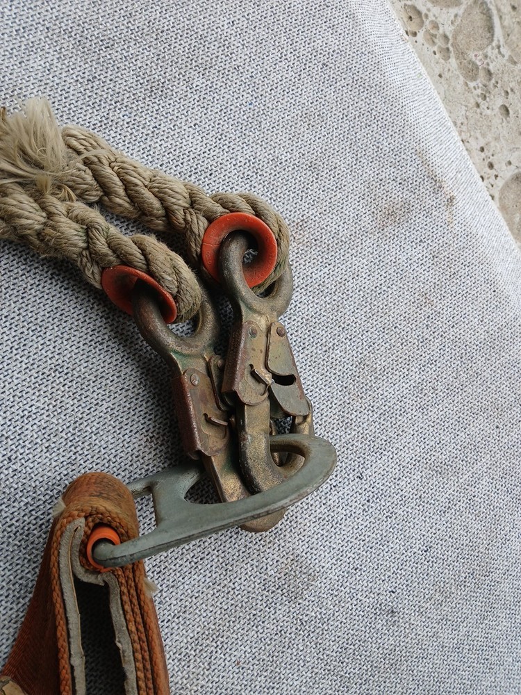 FallTech Rock Tree Climbing Harness Repelling Belt Strap