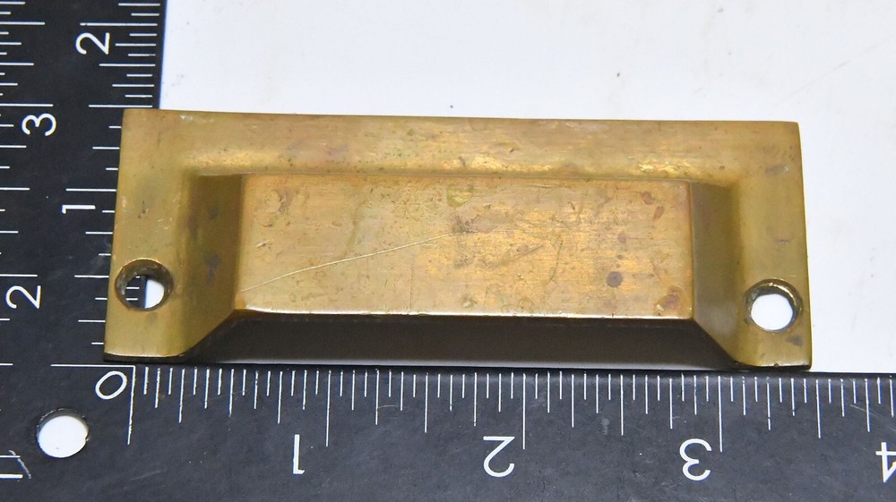 7 MATCHING BRASS DRAWER PULLS / HANDLES