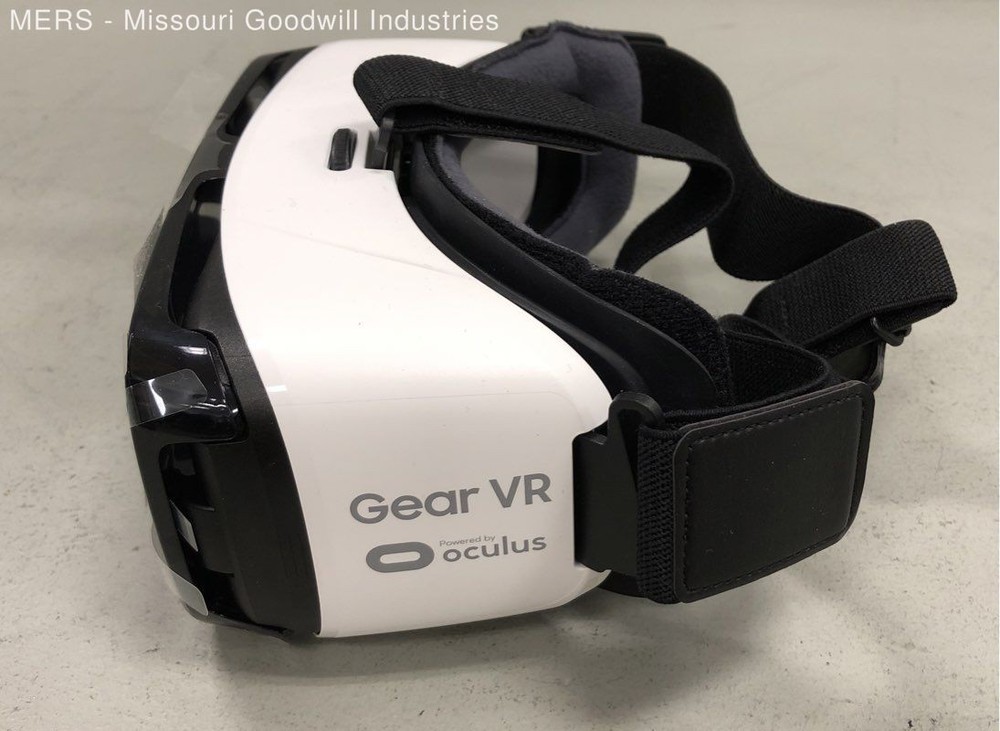 Samsung Gear VR Oculus Virtual Reality Headset
