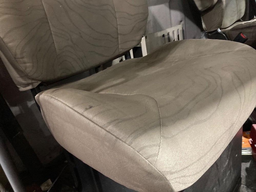 Volvo VNL Seat - Used