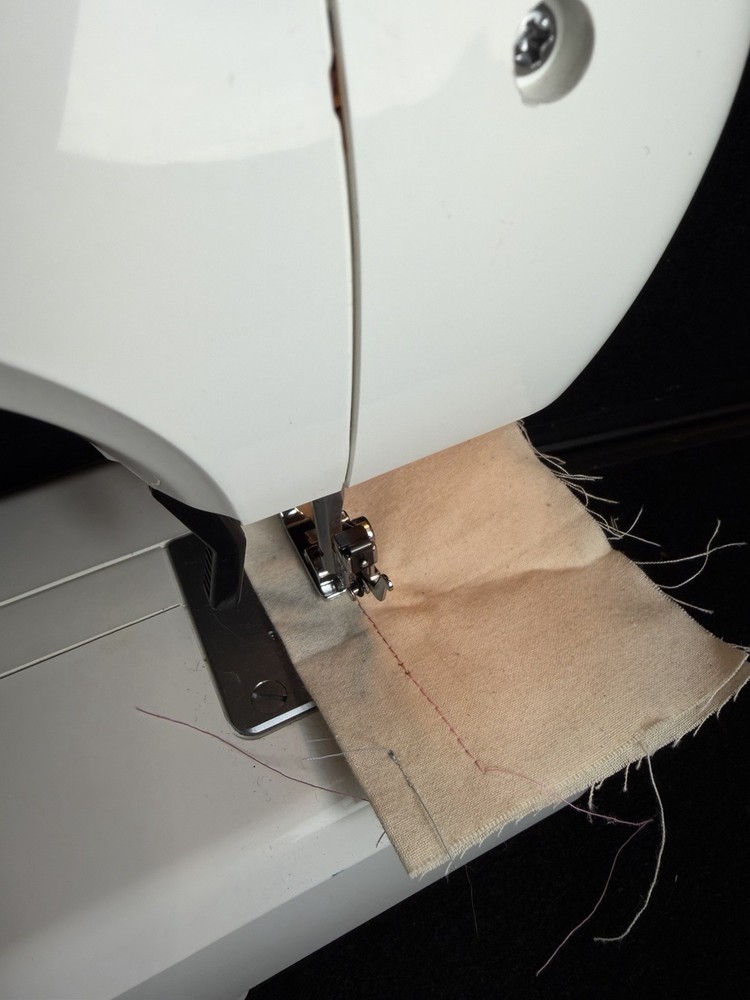 JANOME MODEL 3125 Sewing Machine W/ , Manual, Paddle TESTED WORKING