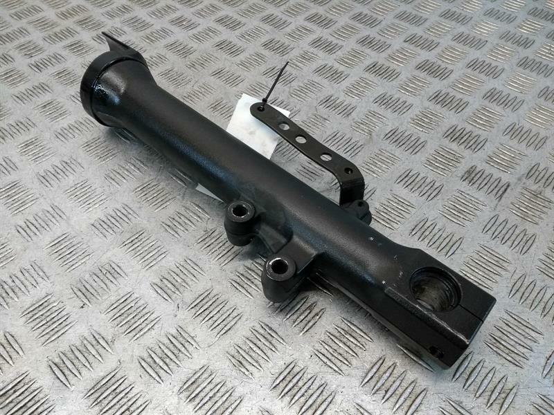 Kawasaki Z750 J1H-LAF (2004-2007)  Right Fork Bottom