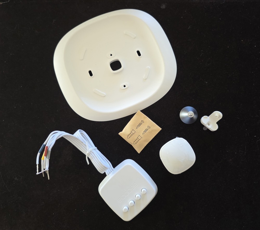 ecobee Accessories SENSOR - POWER EXTENDER AND MORE