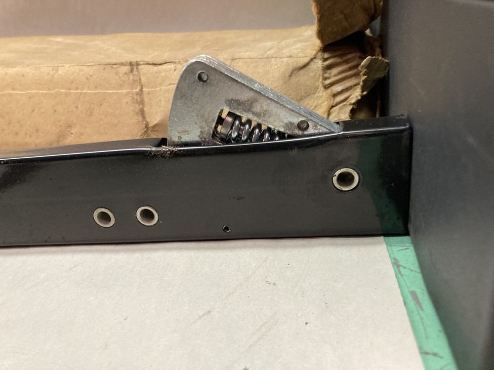 Door Controls International,600 Series,Surface Mounted Coordinator