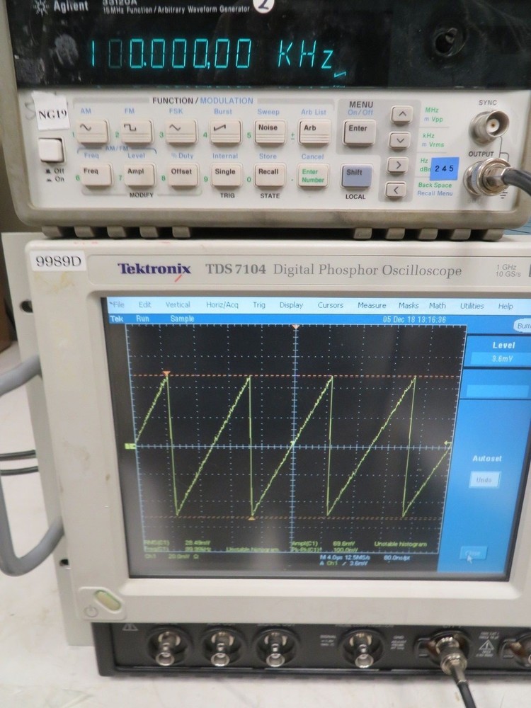 Agilent 33120A 15 Mhz Function/ Arbitrary Waveform Generator NG19