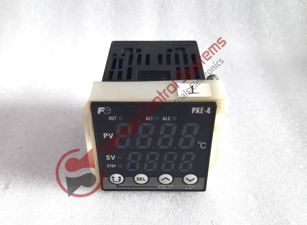 Fuji Electric PXE-4 FXE4TAY1-2Y000-E Temperature Controller