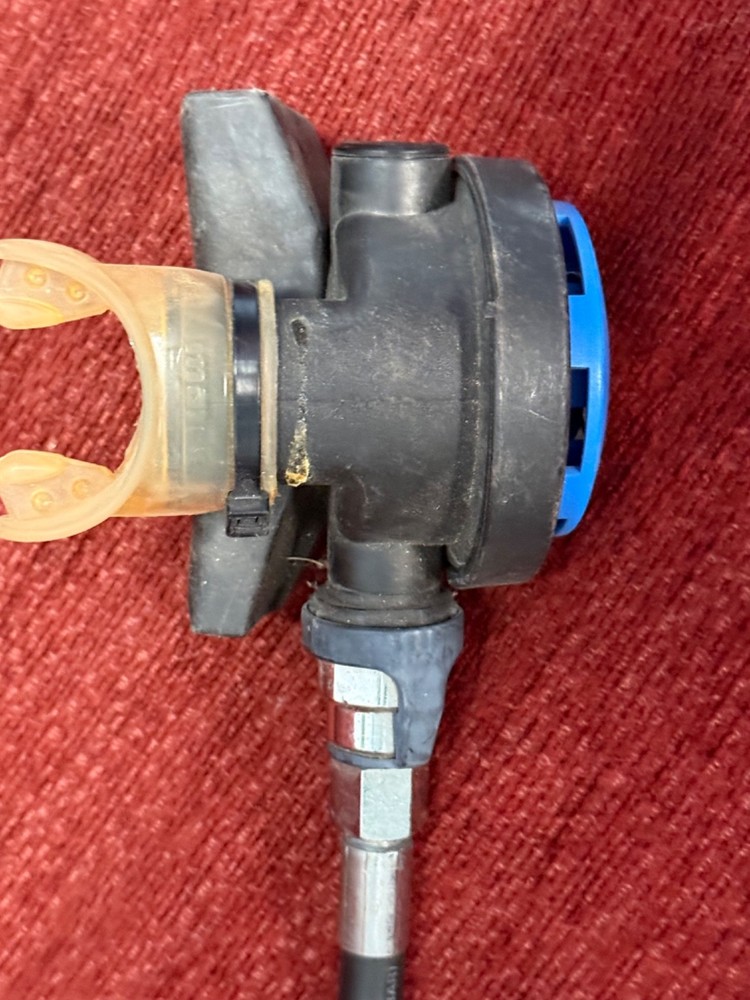 mares MR-12 Beta Scuba Regulator DIN Used