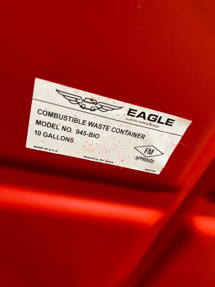 EAGLE 945BIO Biohazard Step On Poly Waste Container 10 Gallon