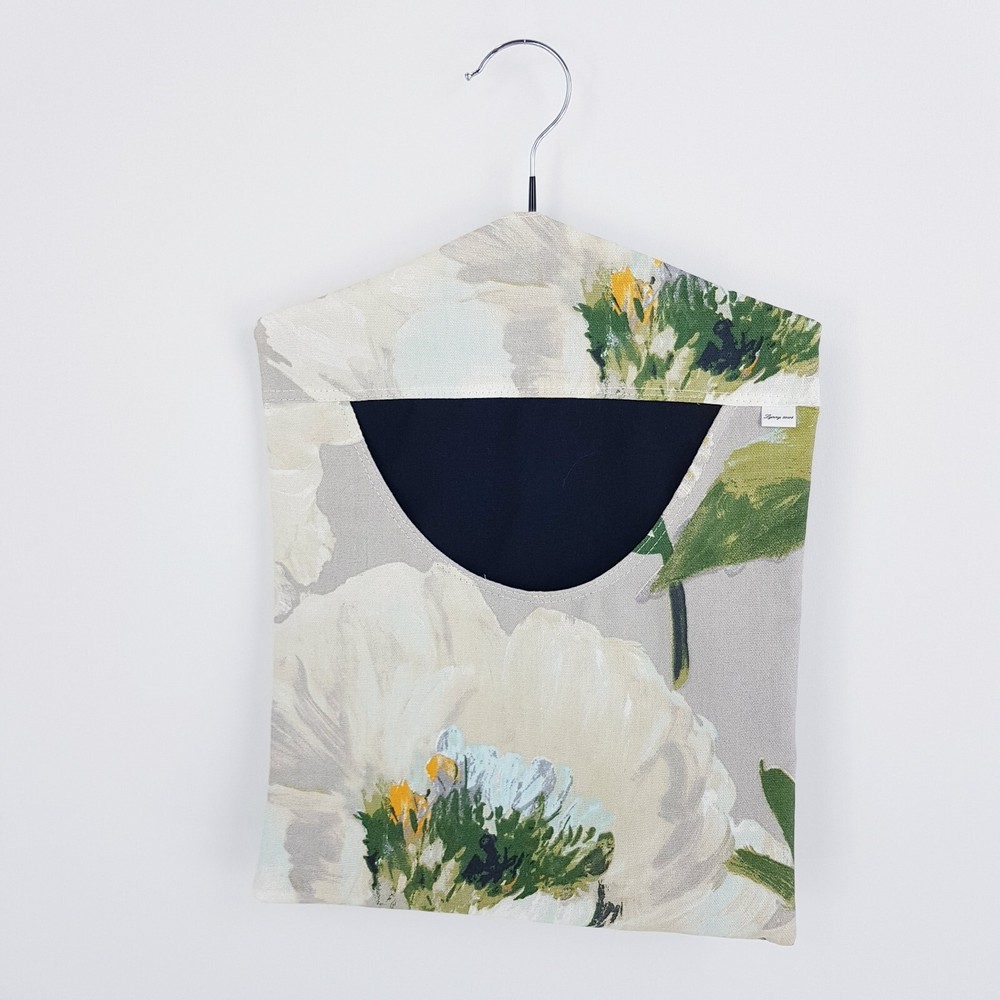 Peg Bag Handmade Beige White Floral Leaf Lined Laundry Clothes Peg Holder