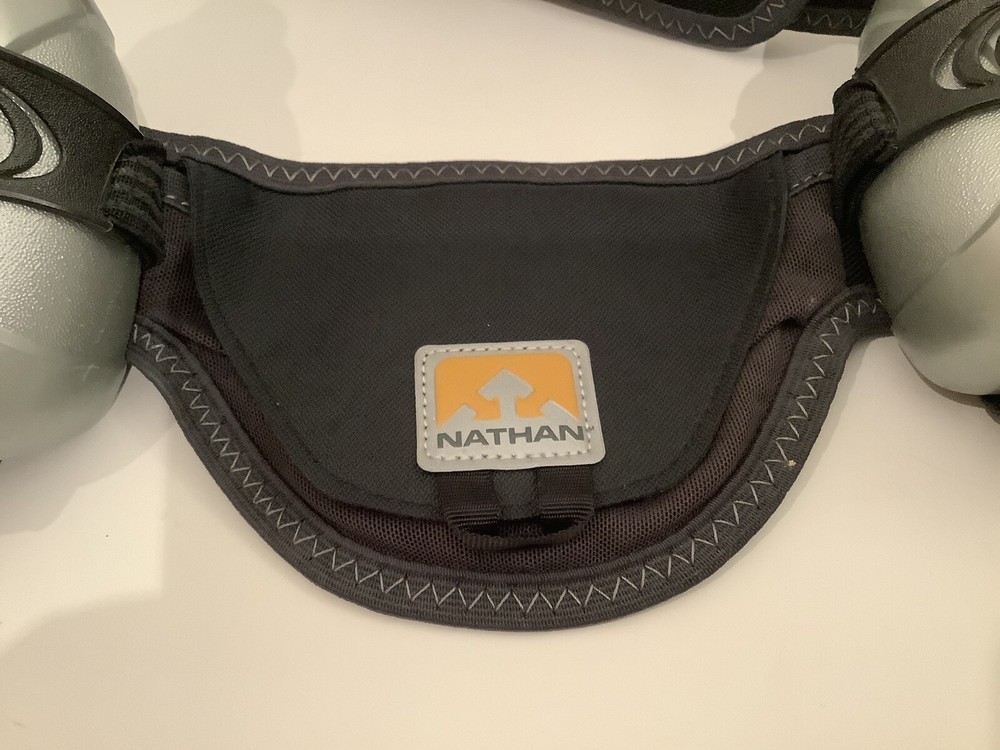 NATHAN TRAIL MIX HYDRATION RUNNING BELT WITH 2 BOTTLES SIZE M