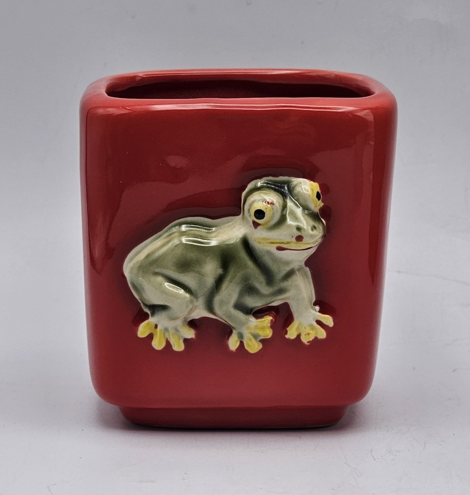 Raised Frog Square Planter Pot ~ 3" Glossy Red