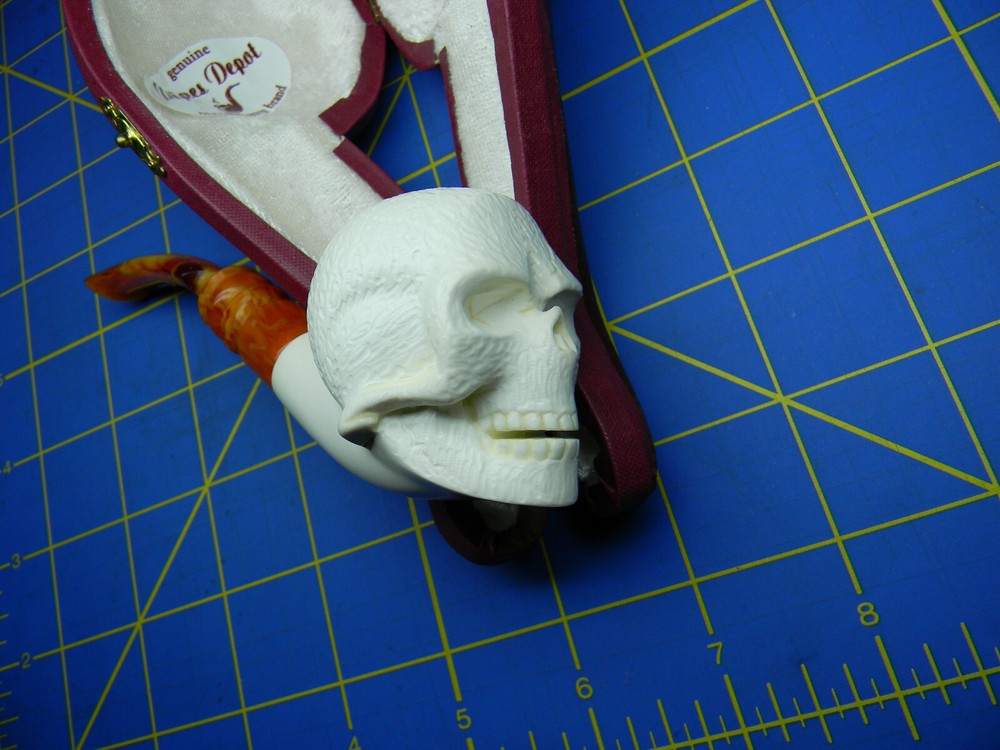 Meerschaum Skull Pipe Unused with Case