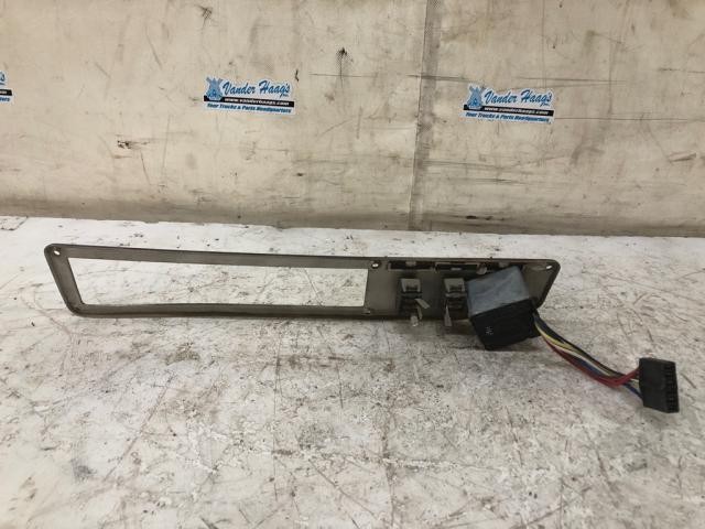 1988-2004 Freightliner FLD120 SWITCH Dash Panel - Used