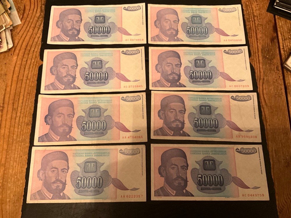 8 x 50,000 Yugoslavia dinara banknotes