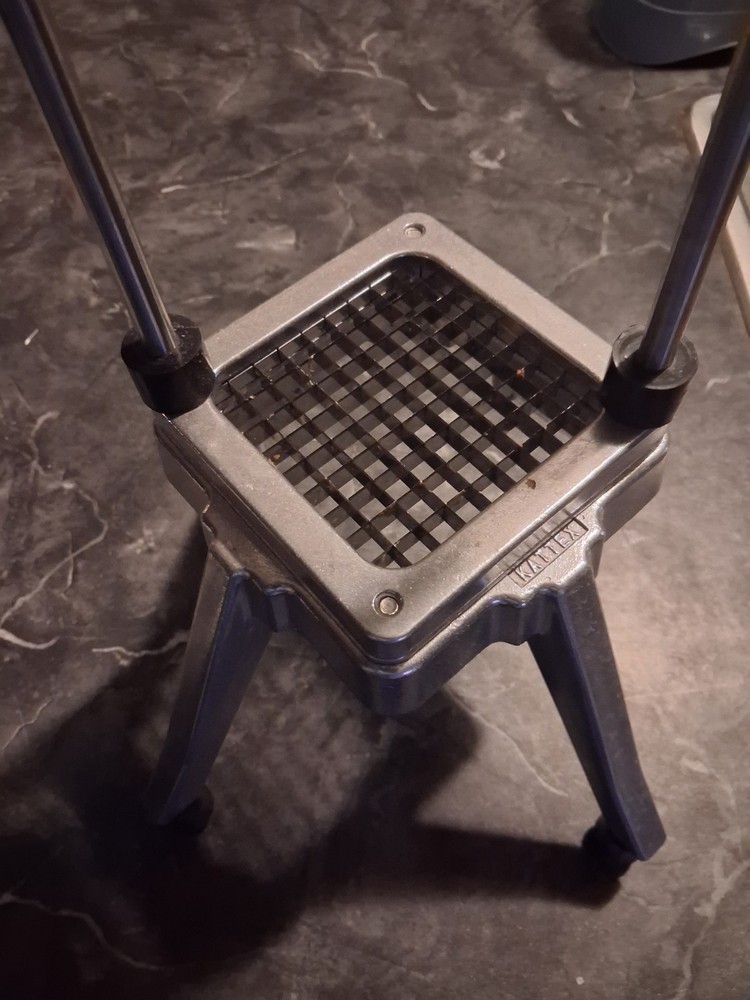 Kattex French Fry Cutter