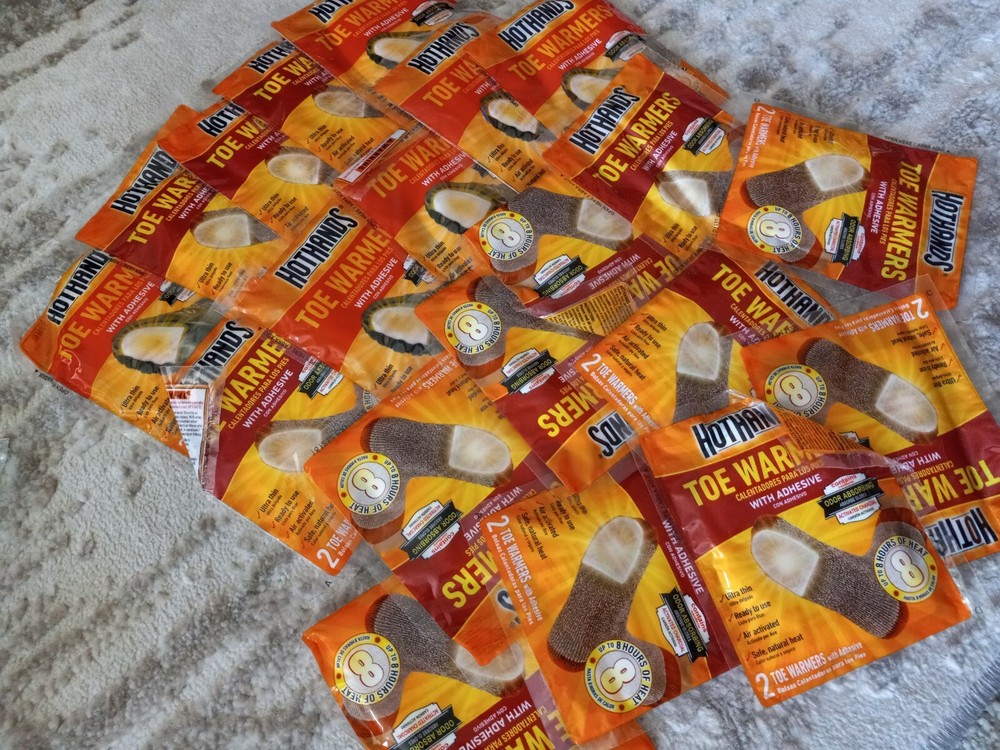 Hot Hands Toe Warmers With Adhesive 20 Pcs