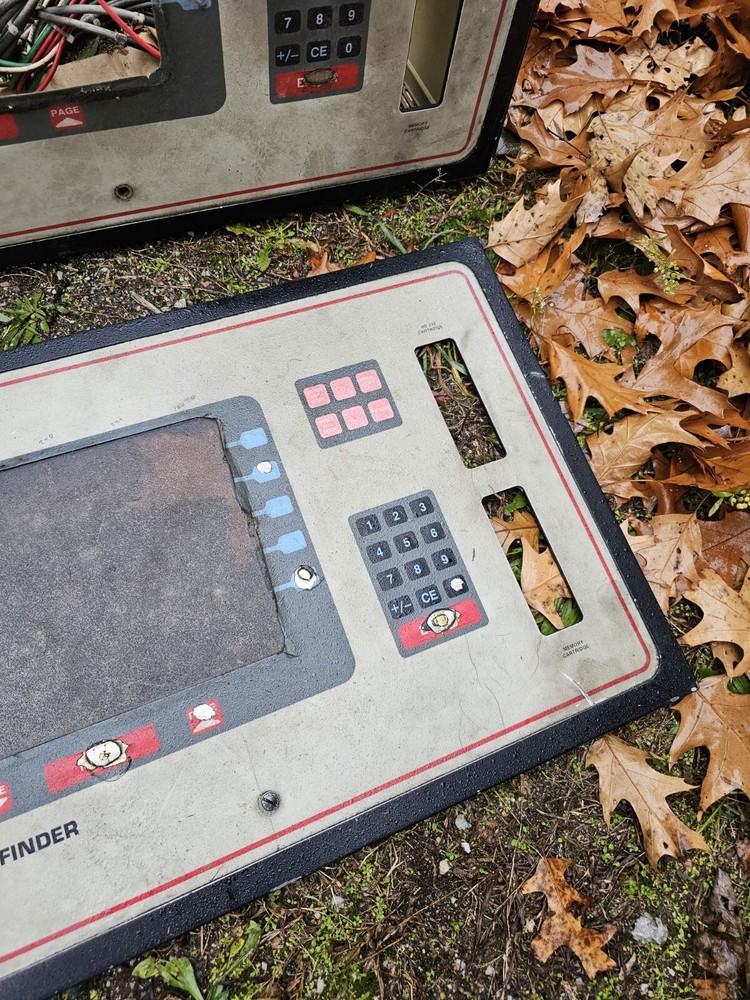 (2) VAN DORN CRT Pathfinder Data Panels