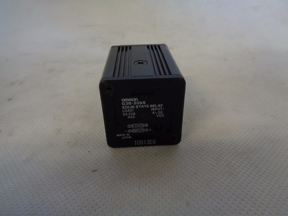OMRON G3B-205S SOLID STATE RELAY