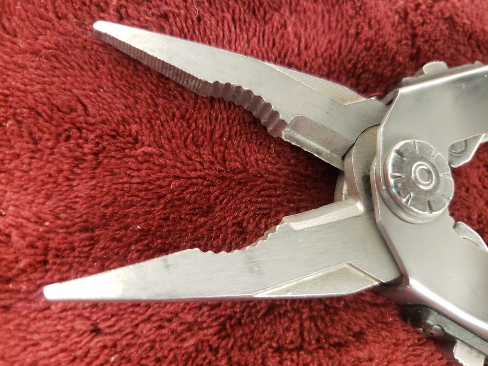 🔪🔪 Gerber Diesel Multi-Tool knife pliers s