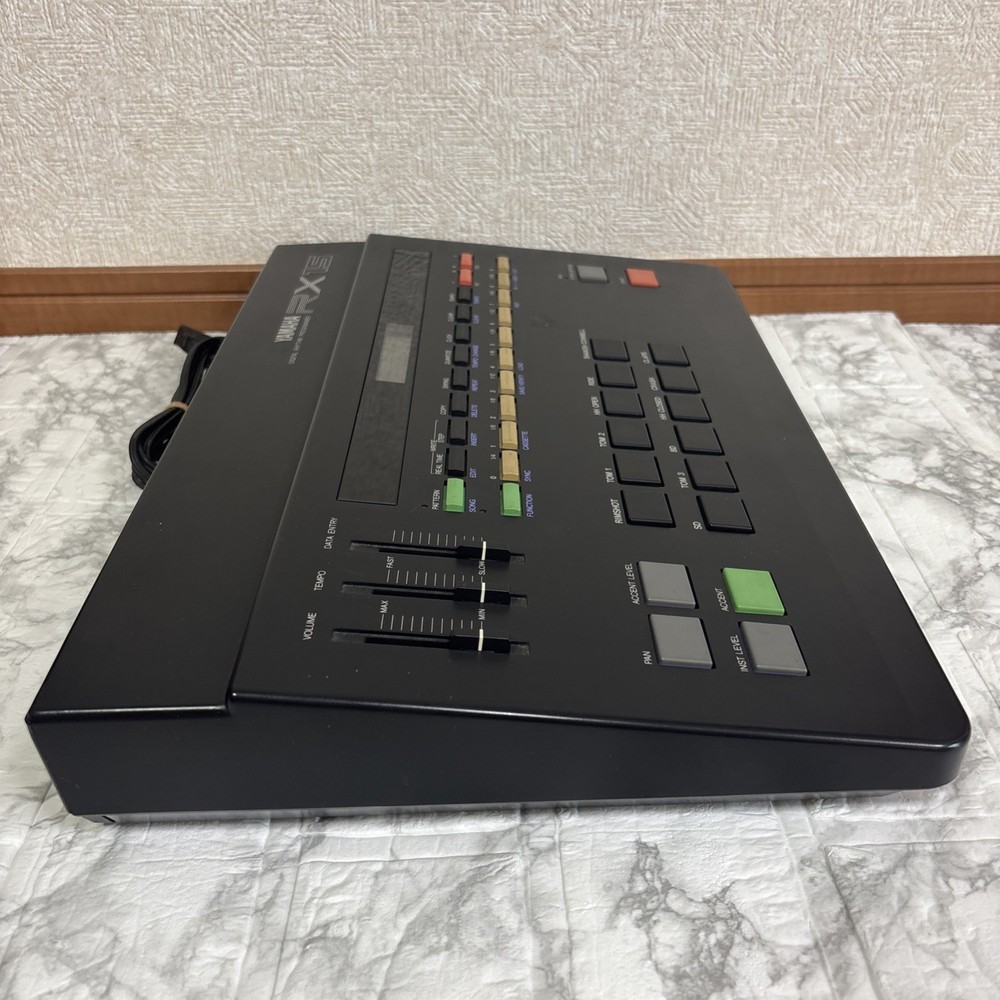 YAMAHA RX-15 Digital Rhythm Programmer Drum Machine