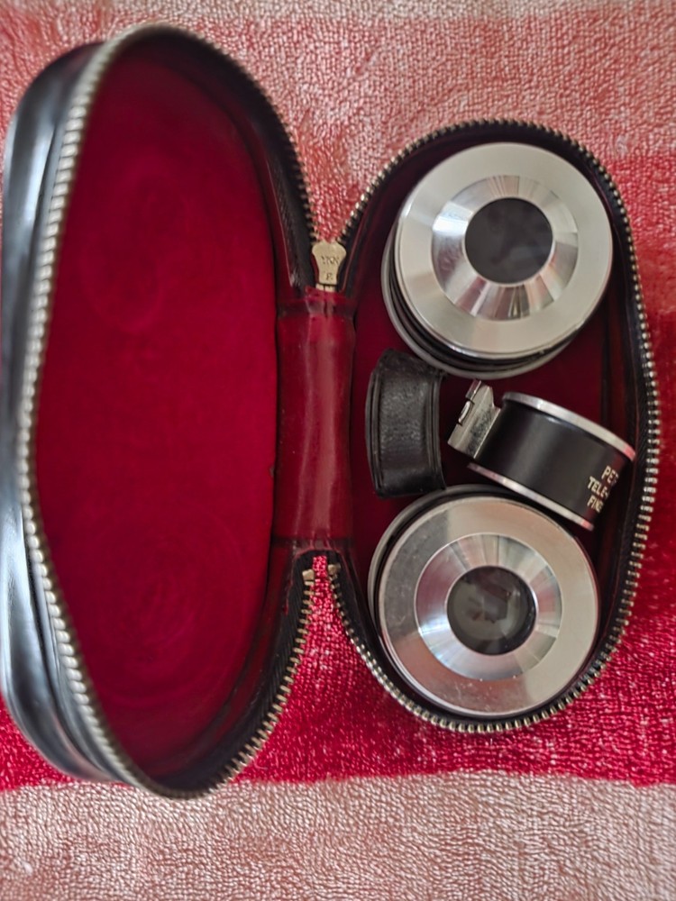Petri Exposure Light Meter with Leather Case (A-98)