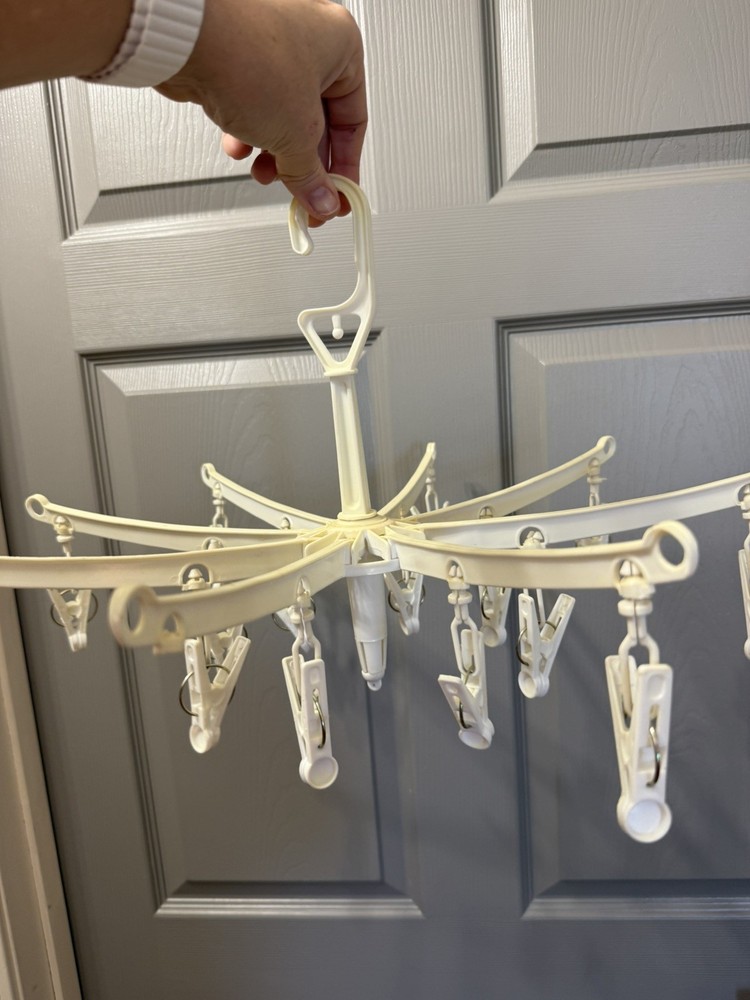 Rotating Clothes Drying Rack with 24 Clips Foldable Hanger for Laundry