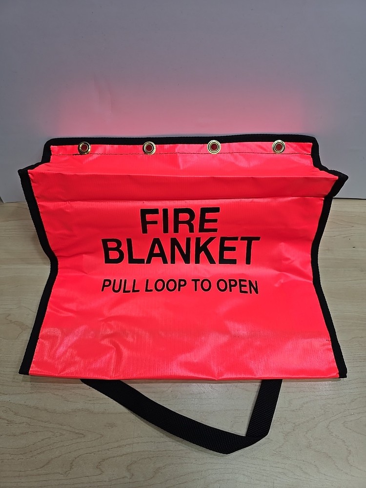 12 Vinyl Wall Mount Case Fire Blanket Quick Access Pull Emergency Bag Heavy NEW