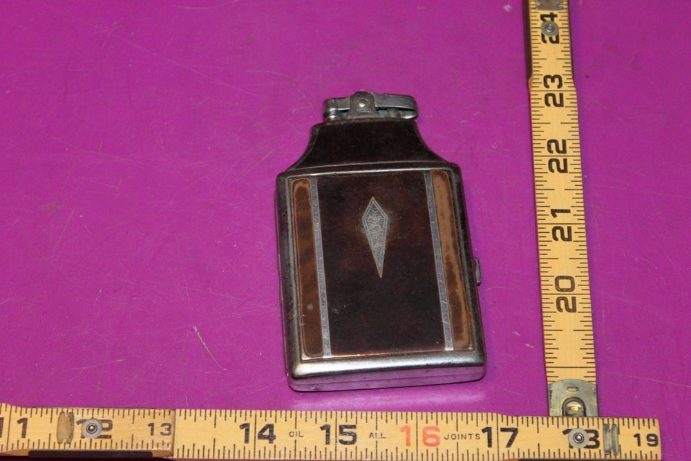 Vintage Ronson Combination Cigarette Lighter & Business Card Holder.