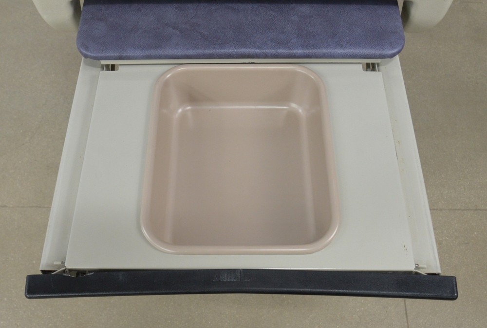 Midmark 404-005 Barrier Free Manual Exam Table
