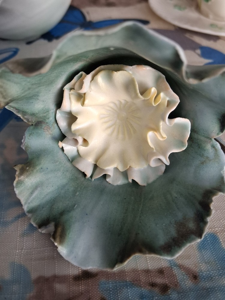 Vintage Chessell Flower Shelf Art