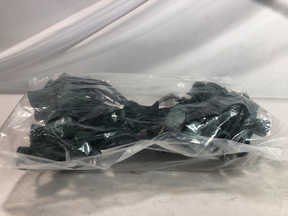 Watergreen Lighting 15-106 Green Wire String Lights