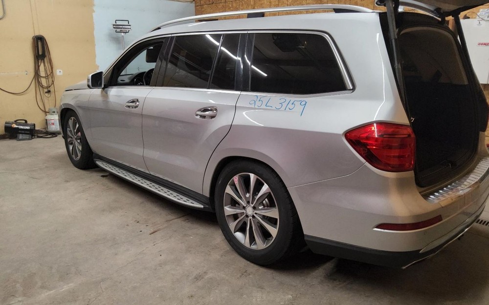 Mercedes-Benz GL450 2014 Left Quarter Panel Used 2301